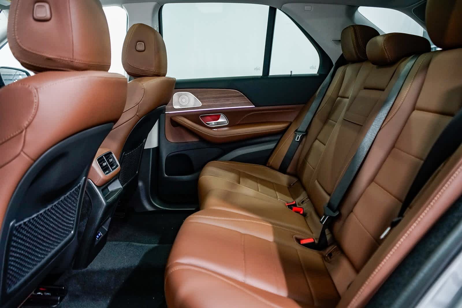 Thumbnail: 2025 Mercedes-Benz GLE - 19