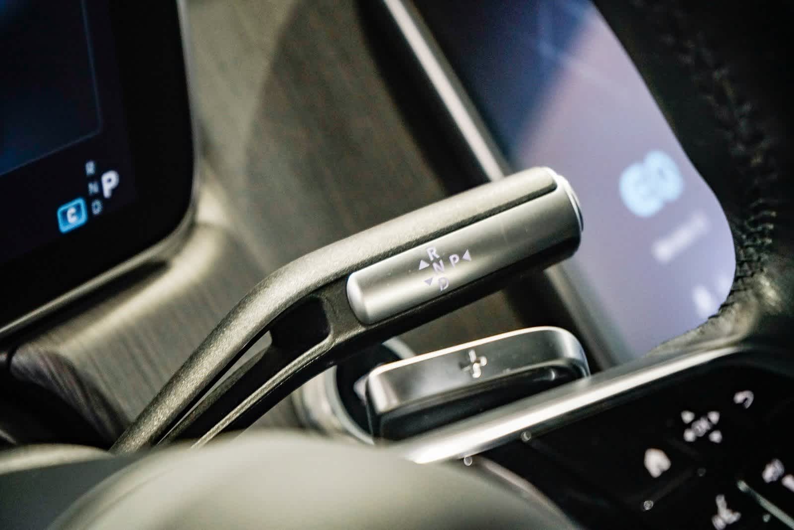 Thumbnail: 2023 Mercedes-Benz EQS - 21