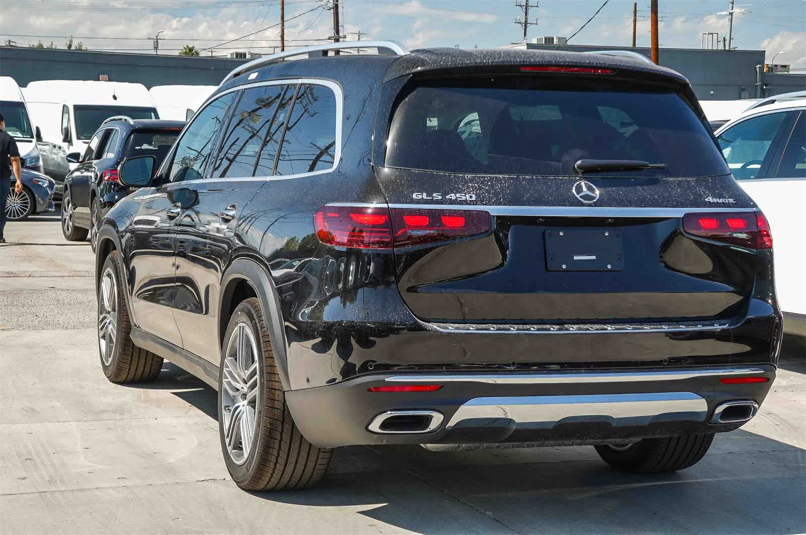 Thumbnail: 2026 Mercedes-Benz GLS - 6