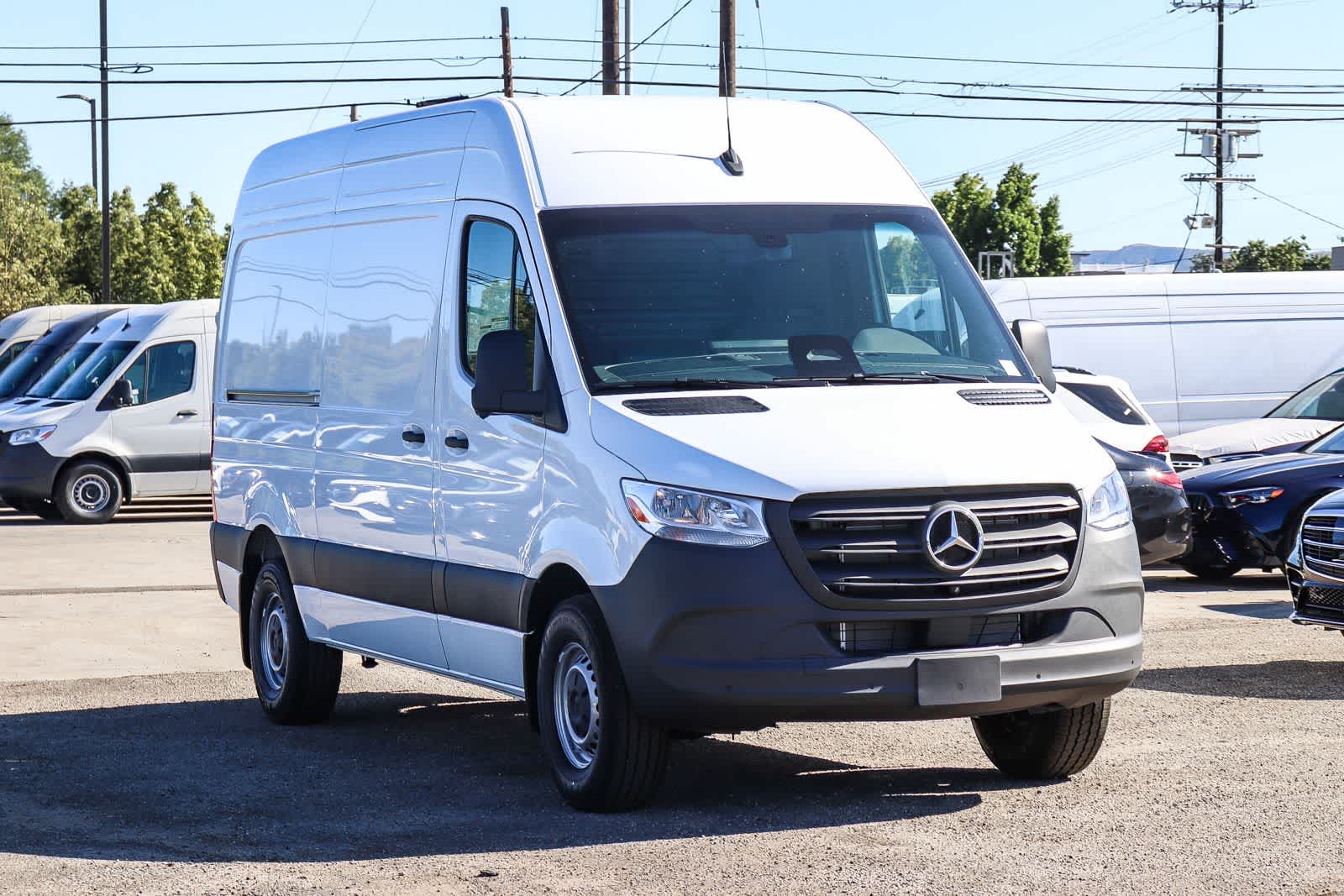 Thumbnail: 2026 Mercedes-Benz Sprinter - 5
