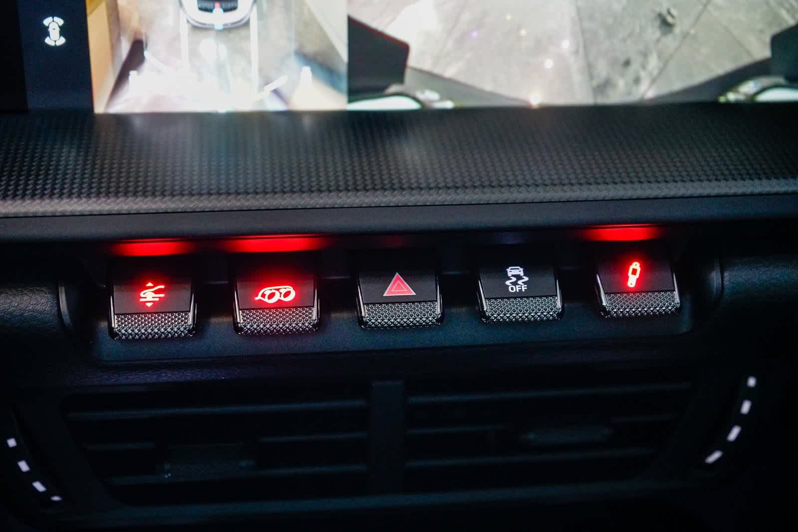 Thumbnail: 2025 Porsche 911 - 25