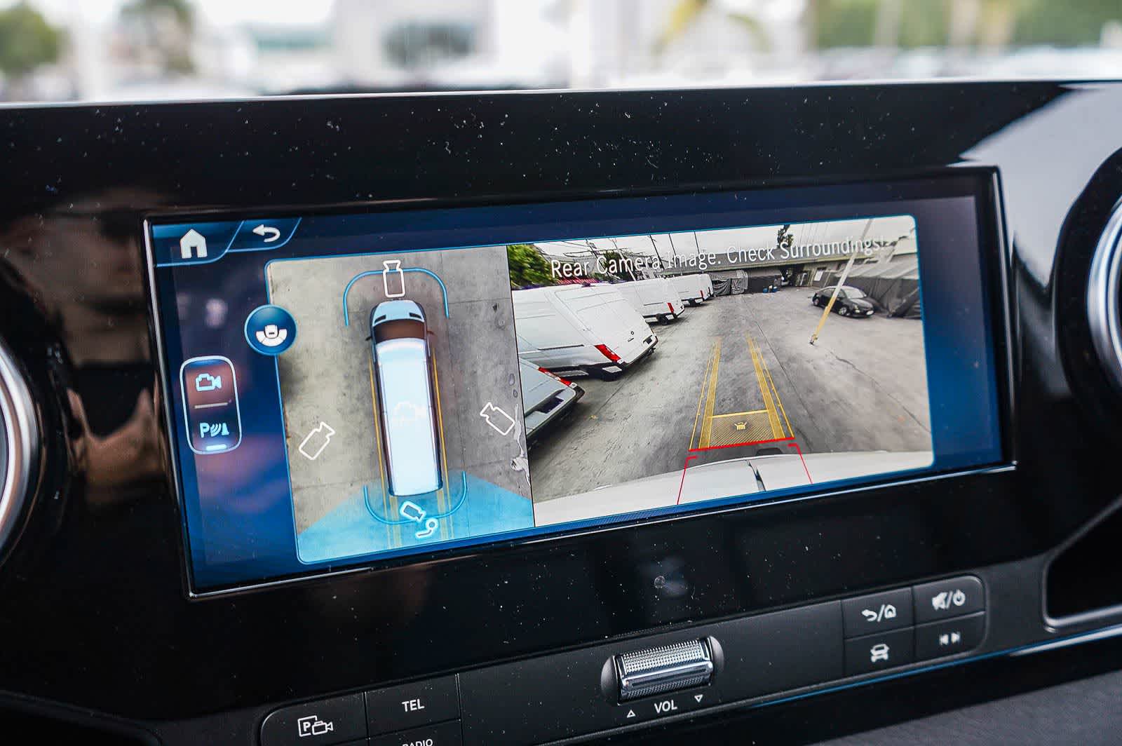 Thumbnail: 2026 Mercedes-Benz Sprinter - 25