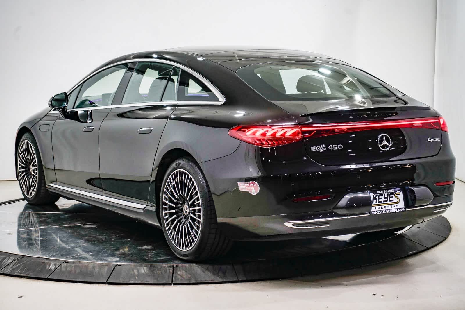 Thumbnail: 2023 Mercedes-Benz EQS - 2