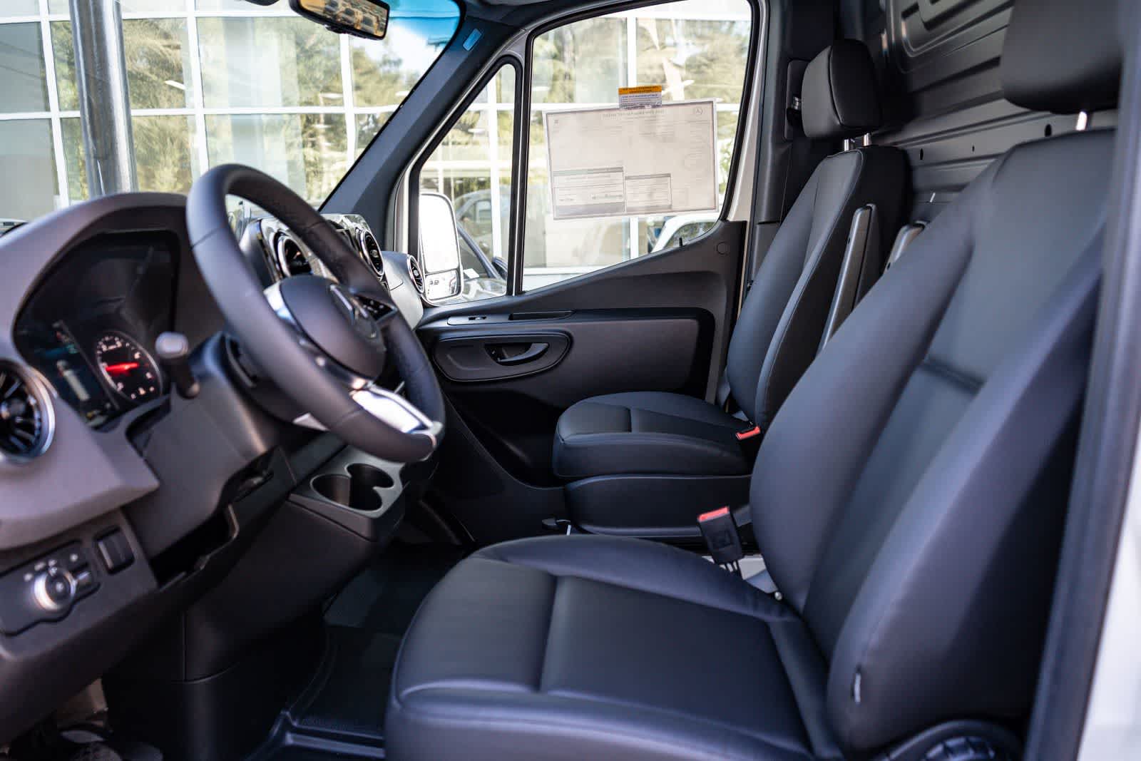 Thumbnail: 2026 Mercedes-Benz Sprinter - 20