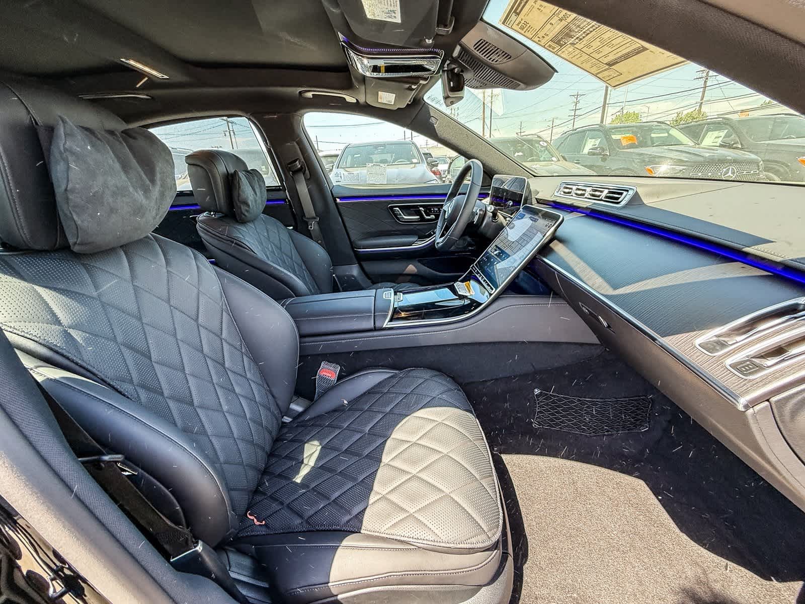 Thumbnail: 2025 Mercedes-Benz S-Class - 16
