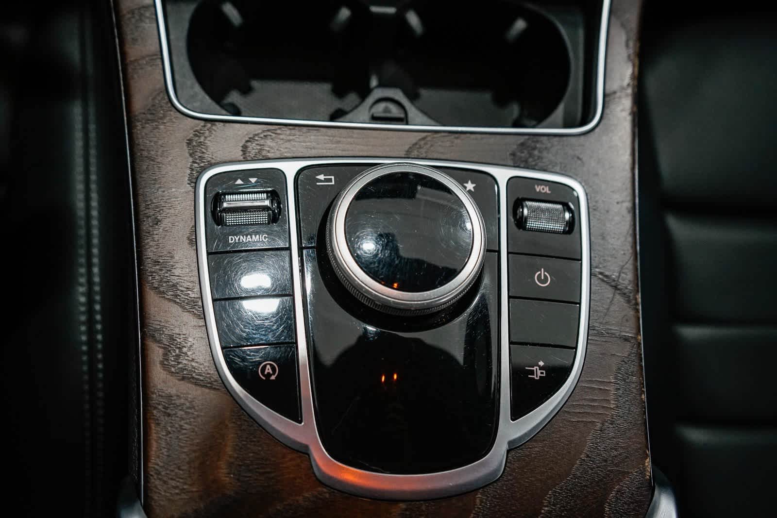 Thumbnail: 2018 Mercedes-Benz C-Class - 23