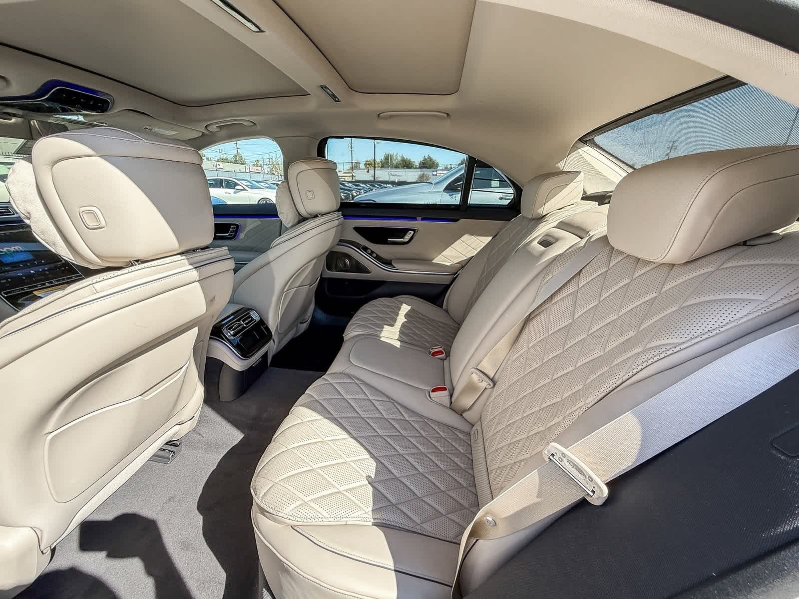 Thumbnail: 2025 Mercedes-Benz S-Class - 19