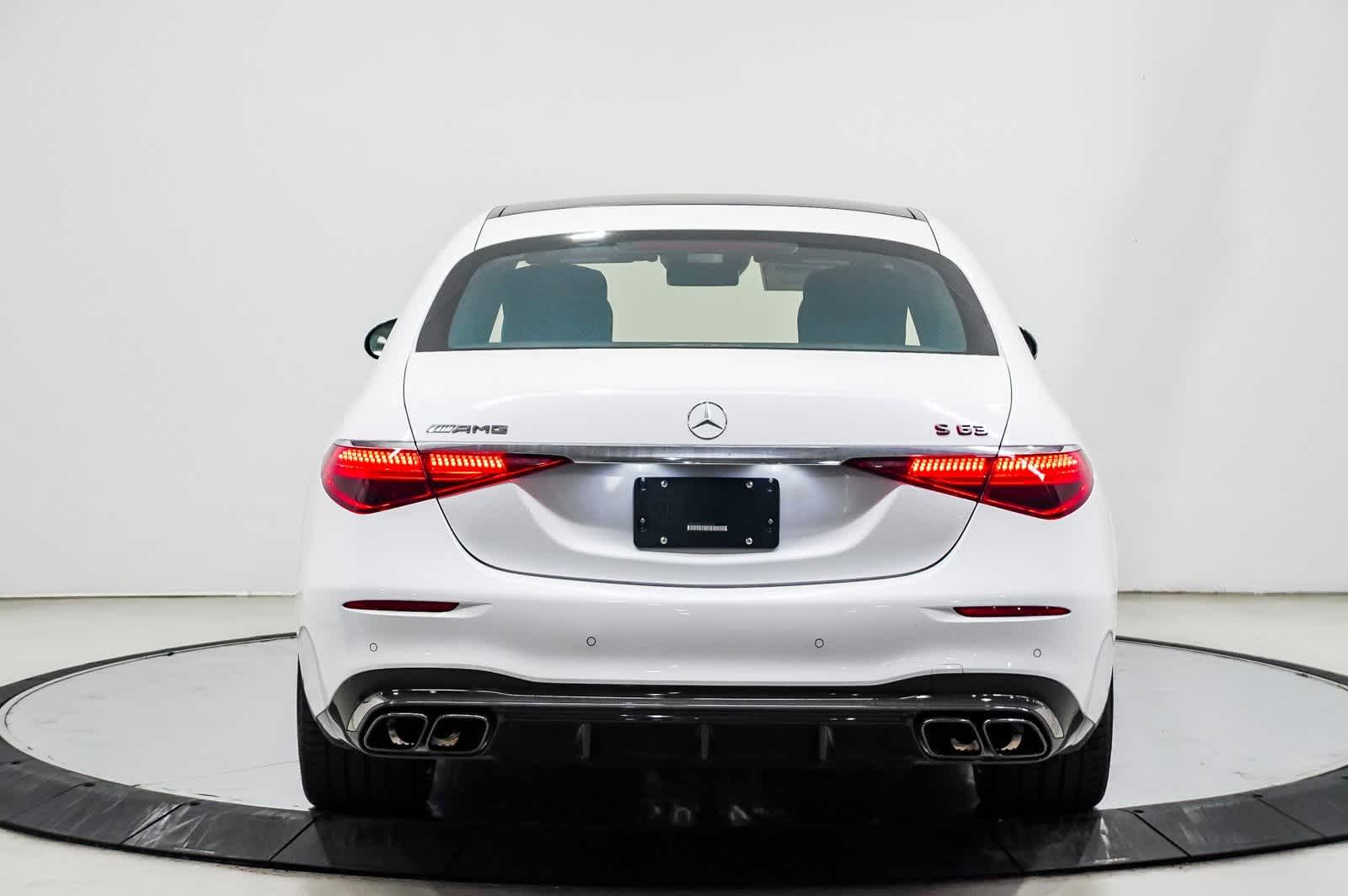 Thumbnail: 2025 Mercedes-Benz S-Class - 3