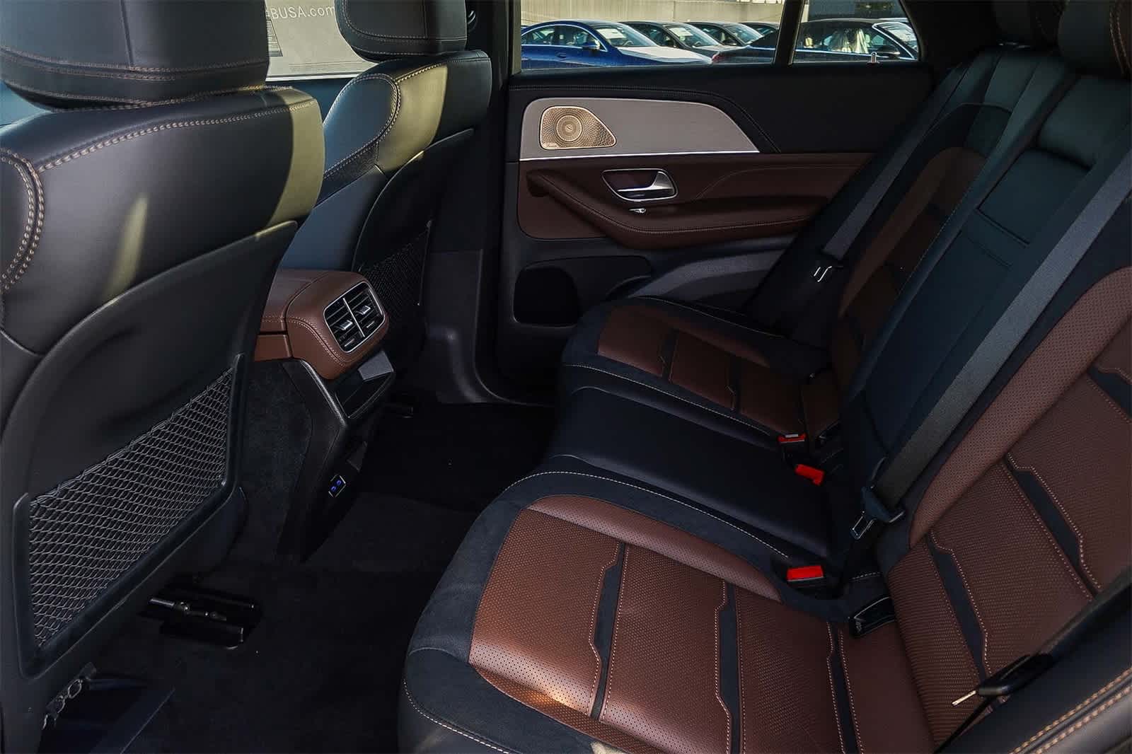 Thumbnail: 2026 Mercedes-Benz GLE - 22