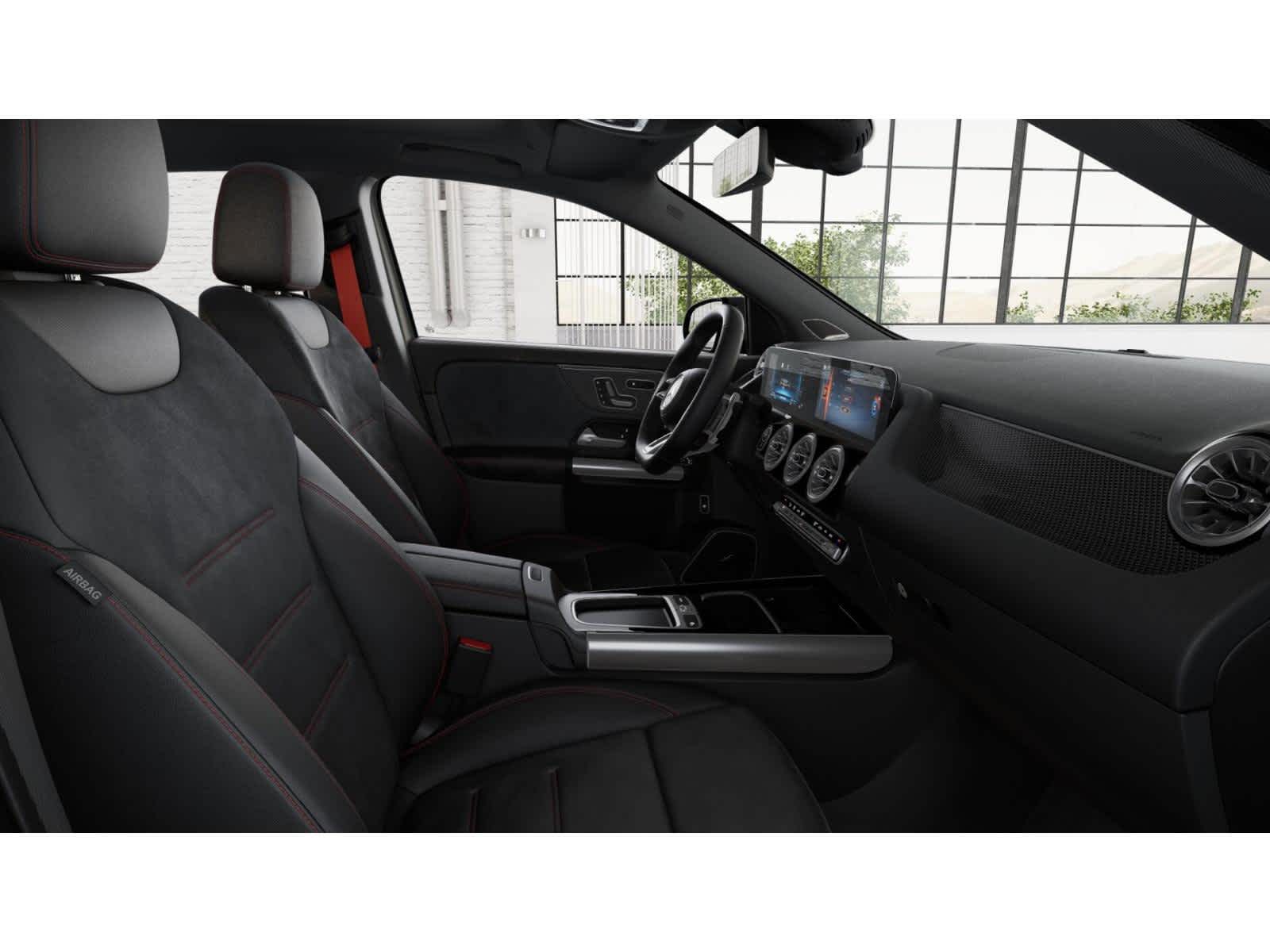 Thumbnail: 2026 Mercedes-Benz GLA - 4