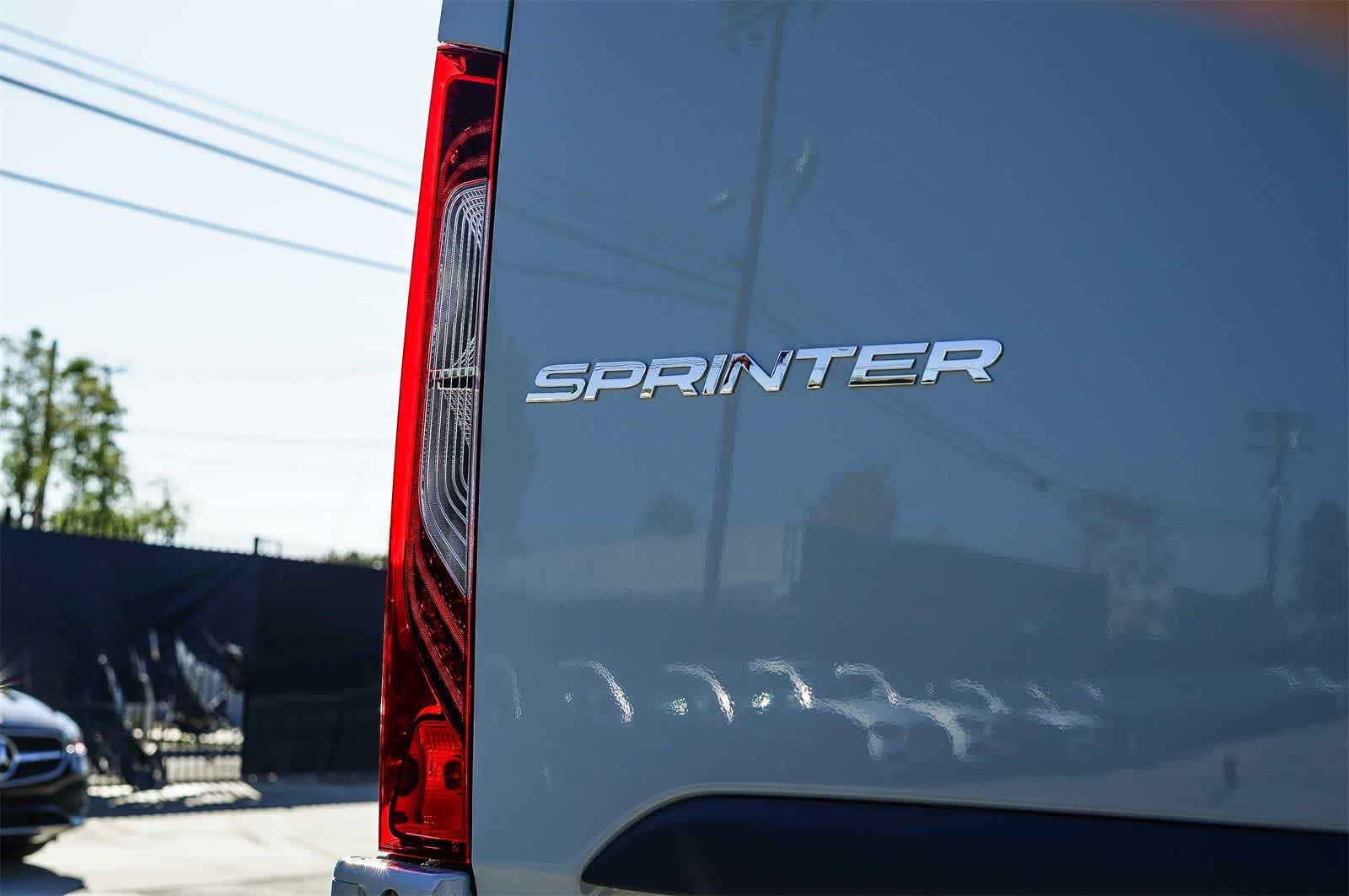 Thumbnail: 2026 Mercedes-Benz Sprinter - 7
