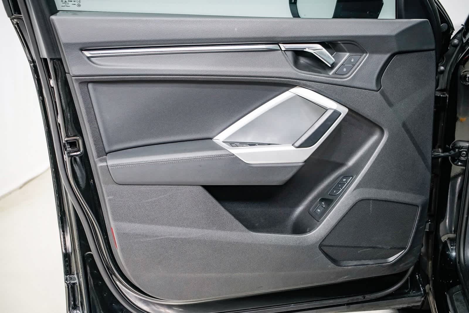 2022 Audi Q3 Premium 19