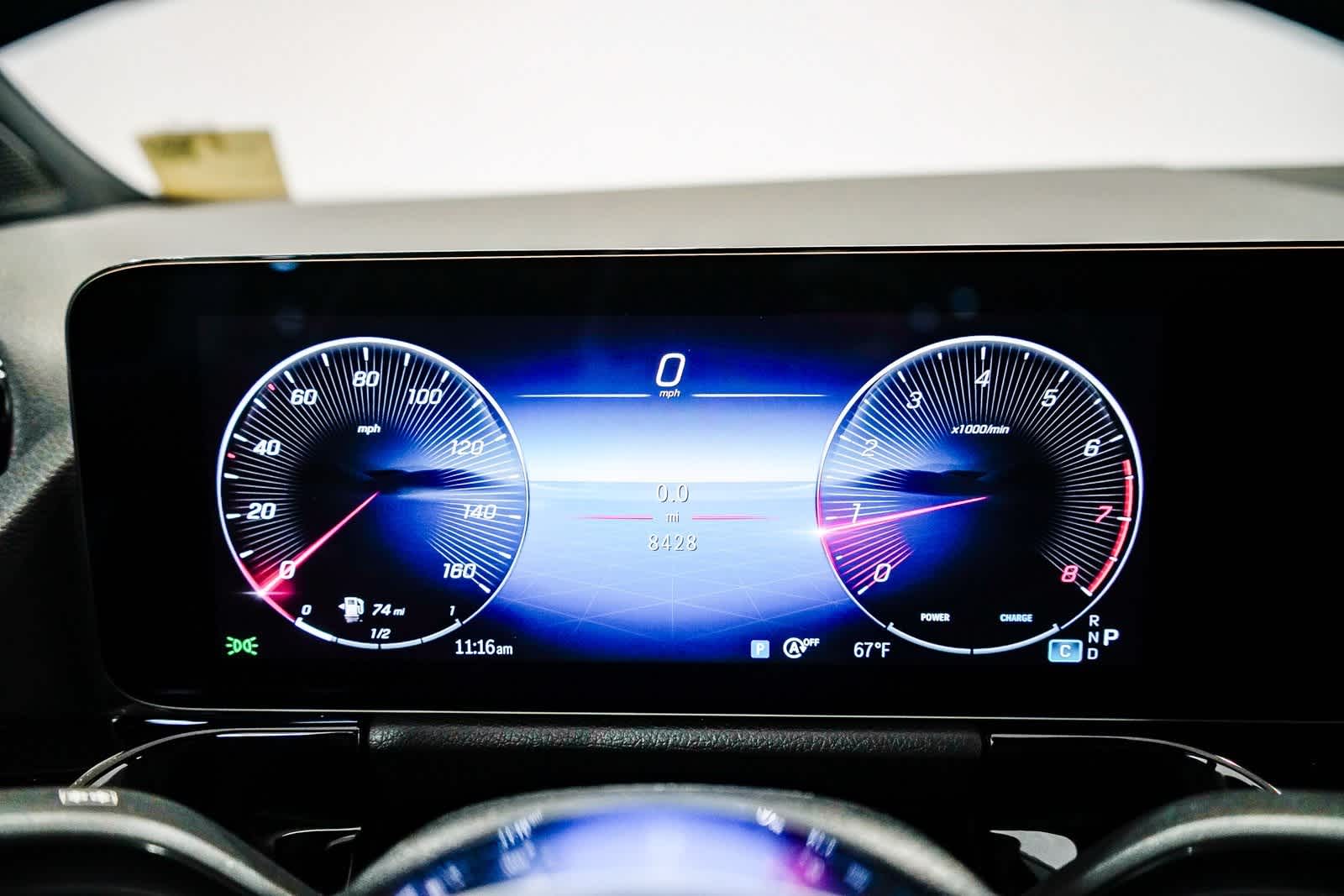 Thumbnail: 2025 Mercedes-Benz GLA - 24