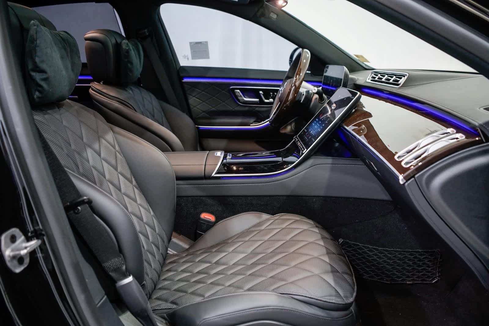 Thumbnail: 2024 Mercedes-Benz S-Class - 16