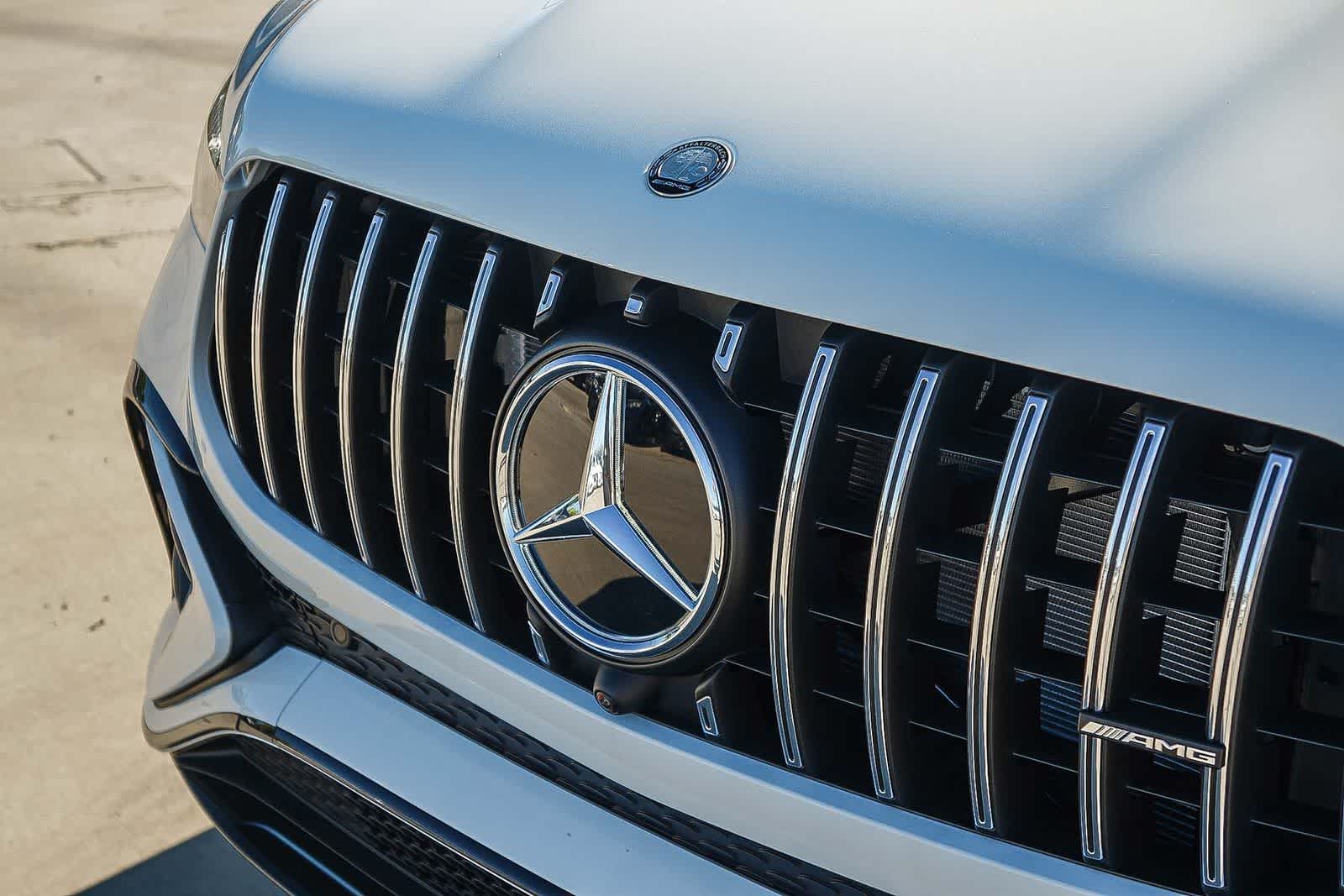 Thumbnail: 2026 Mercedes-Benz GLE - 9