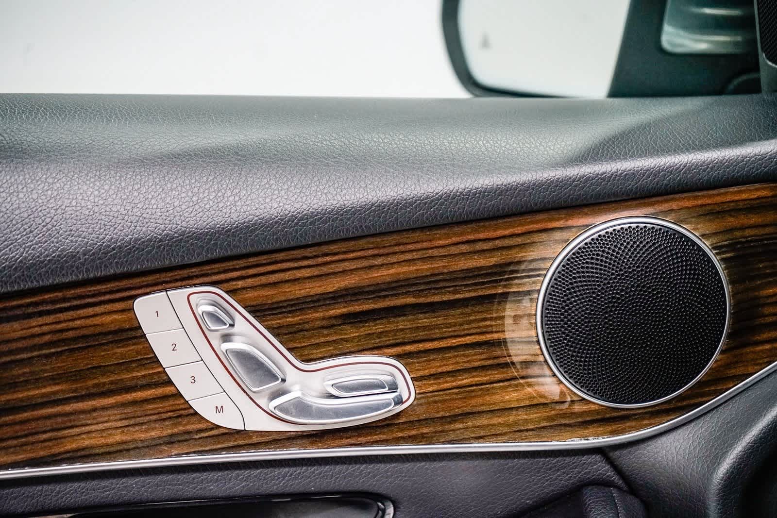 Thumbnail: 2018 Mercedes-Benz GLC - 18