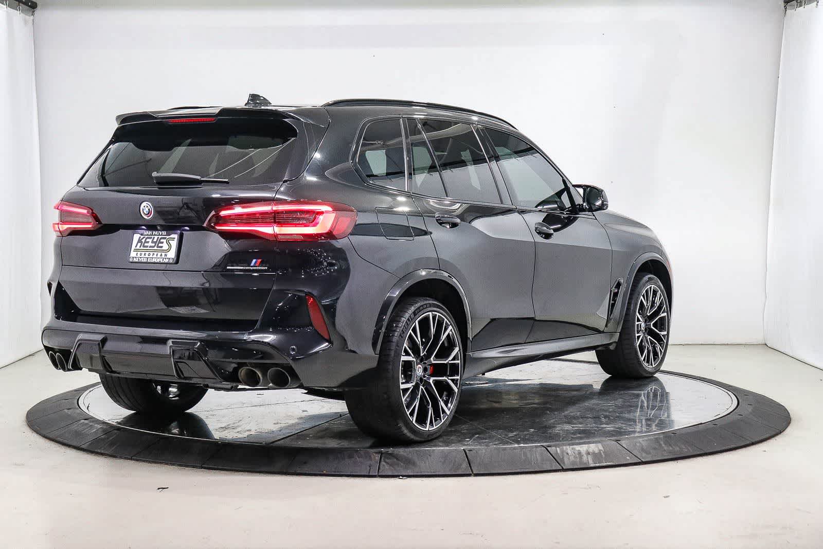 Thumbnail: 2023 BMW X5 - 3