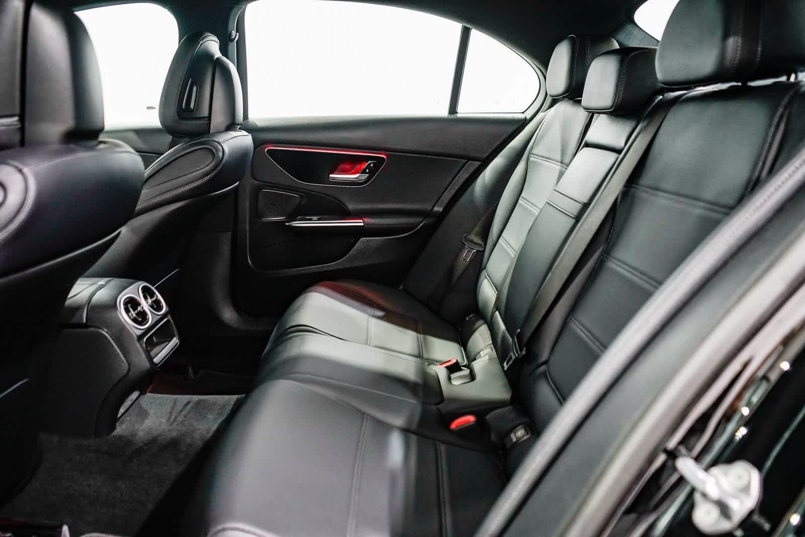 Thumbnail: 2023 Mercedes-Benz C-Class - 18