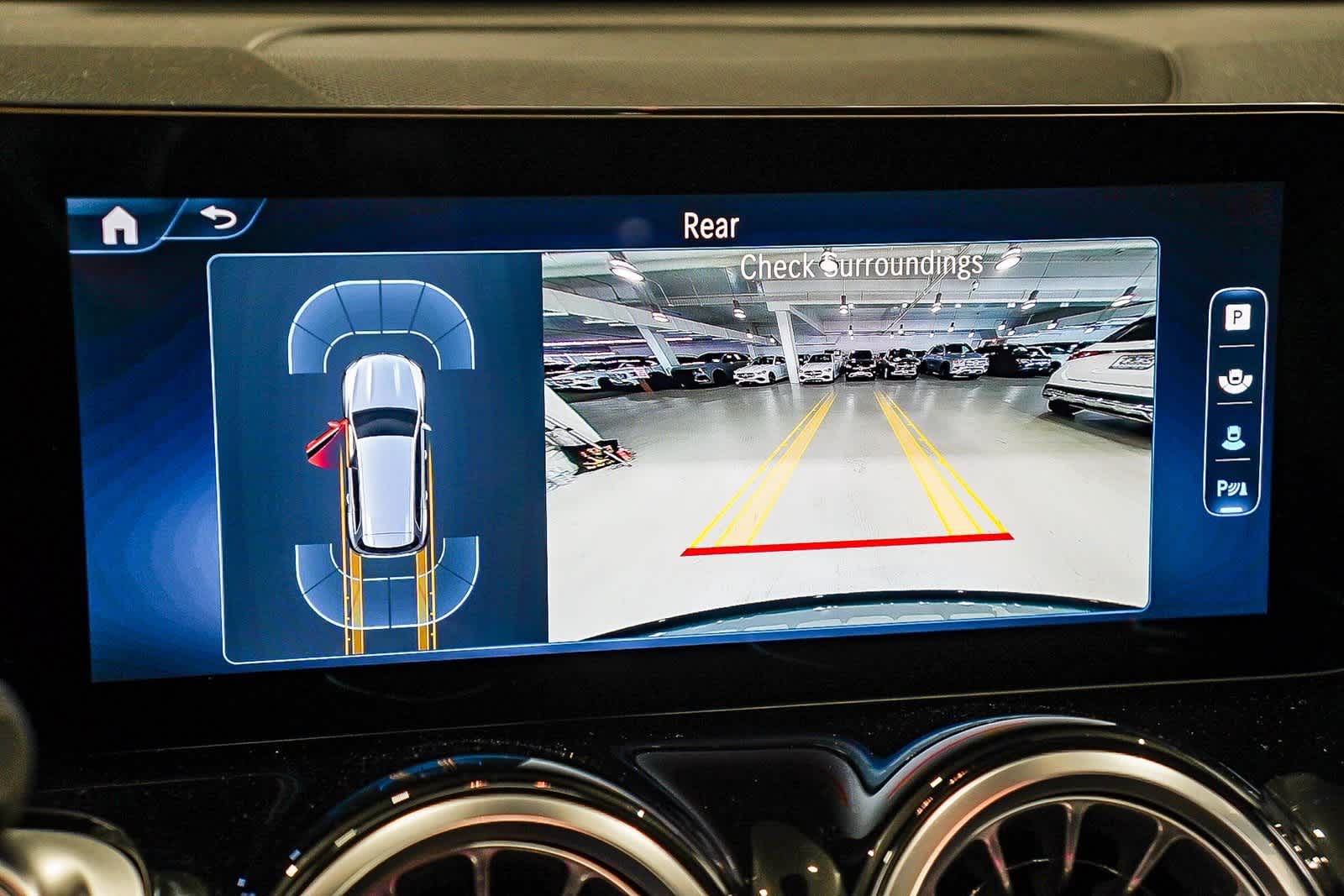 Thumbnail: 2025 Mercedes-Benz GLB - 27