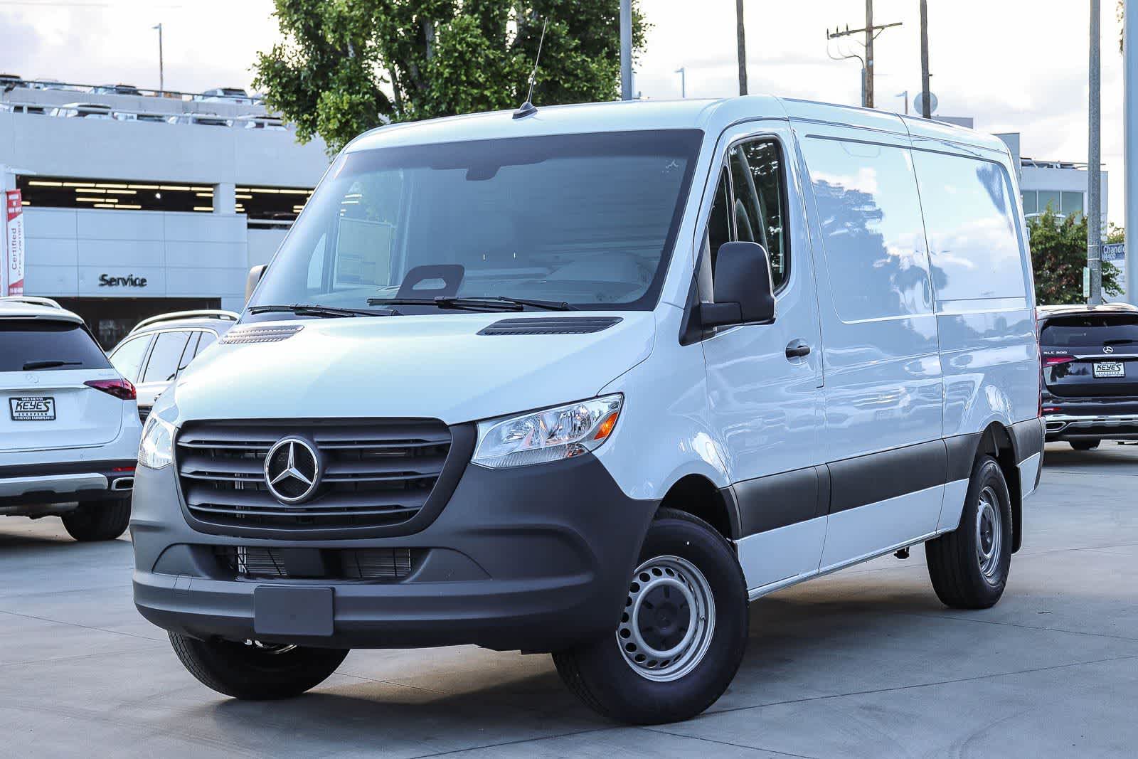 Thumbnail: 2026 Mercedes-Benz Sprinter - 1