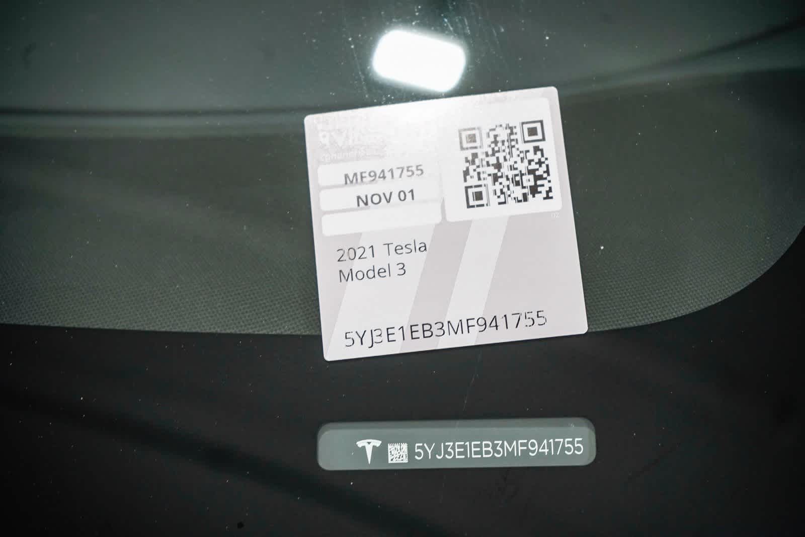 Thumbnail: 2021 Tesla Model 3 - 29