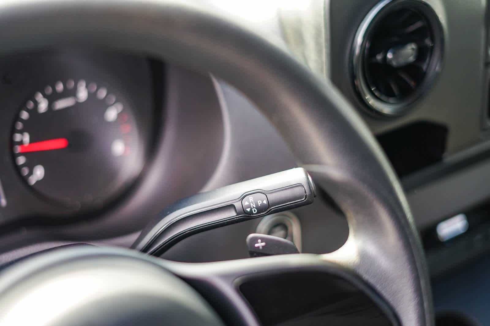 Thumbnail: 2023 Mercedes-Benz Sprinter - 17