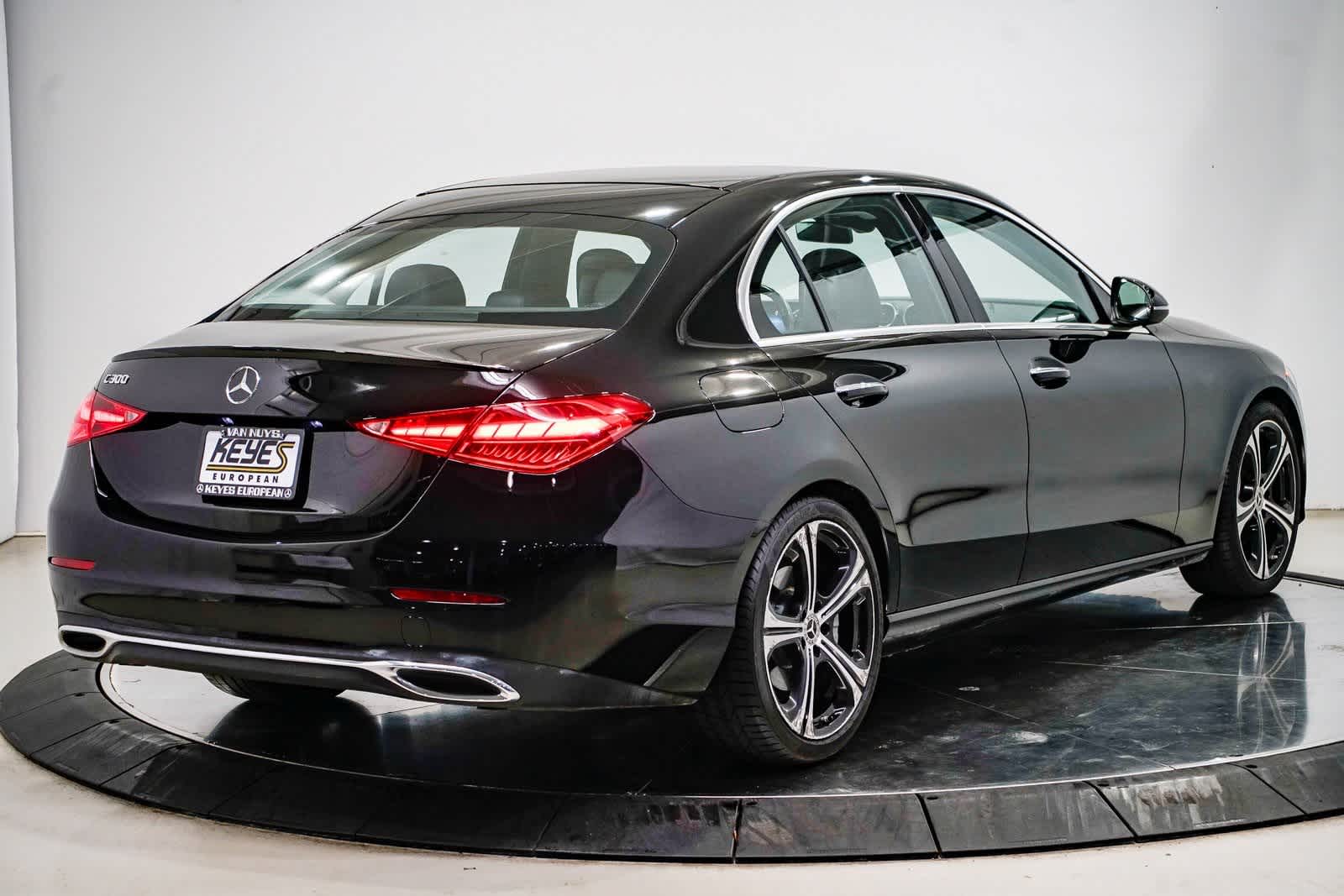 Thumbnail: 2022 Mercedes-Benz C-Class - 4