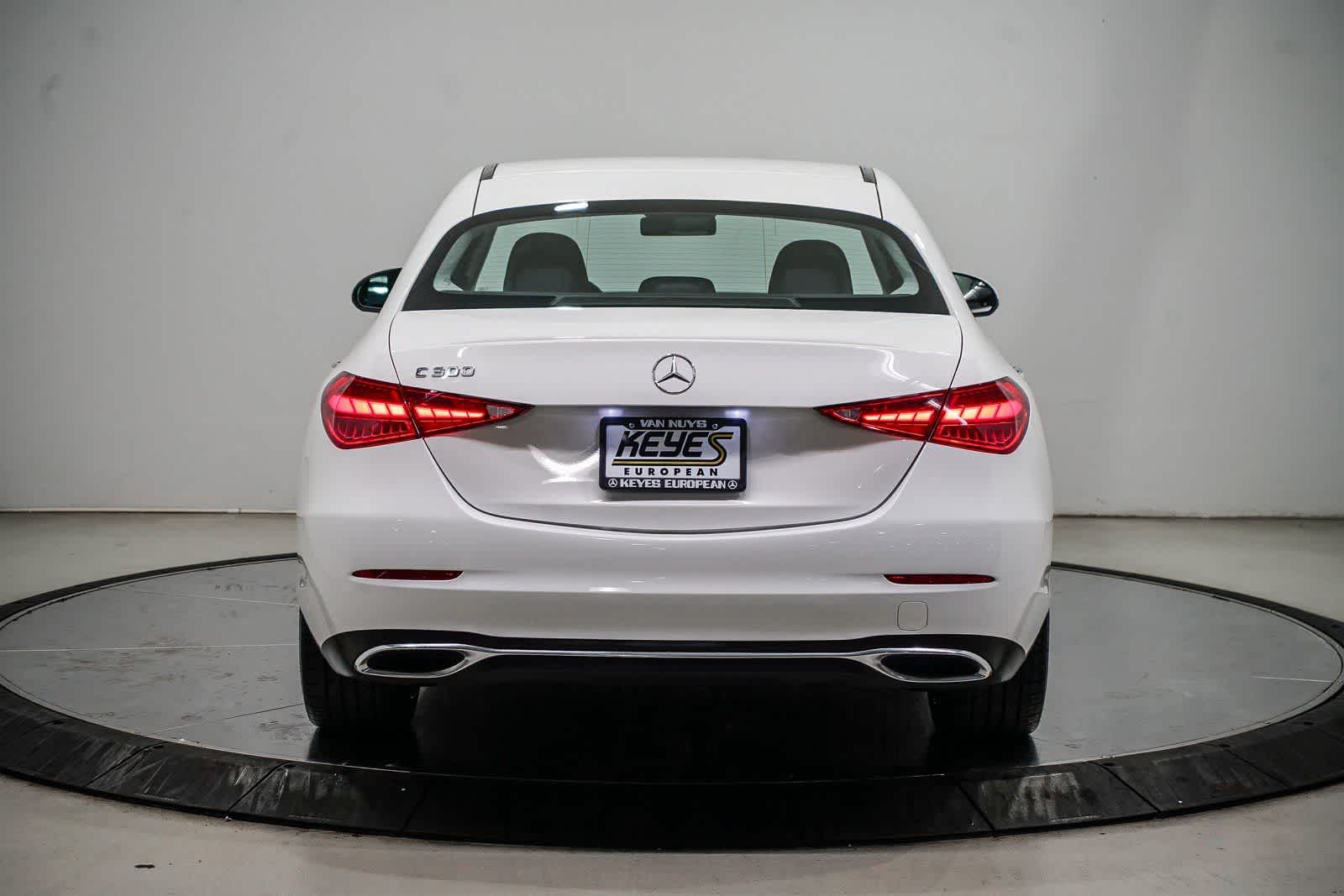 Thumbnail: 2023 Mercedes-Benz C-Class - 3