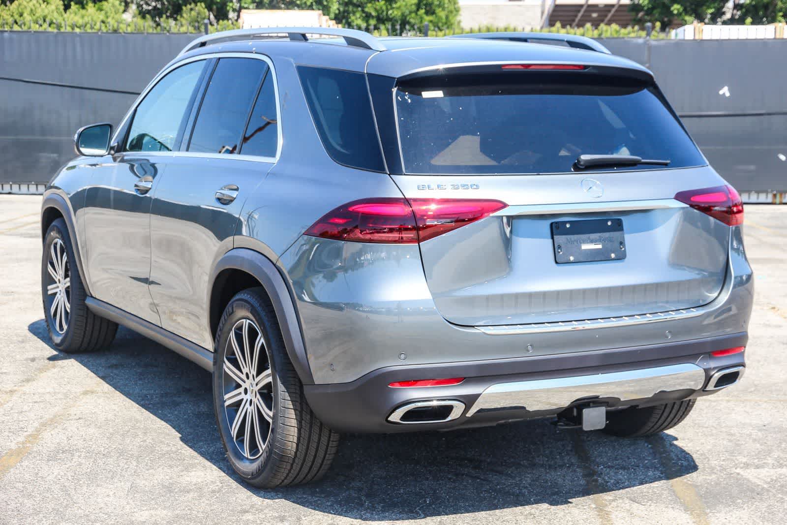 Thumbnail: 2026 Mercedes-Benz GLE - 6