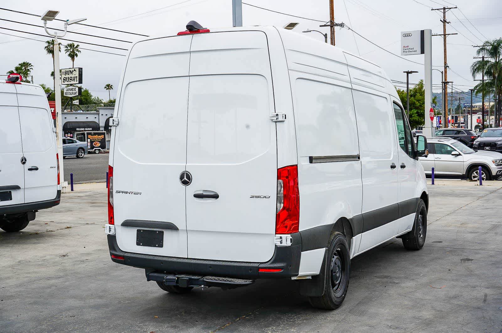 Thumbnail: 2026 Mercedes-Benz Sprinter - 4