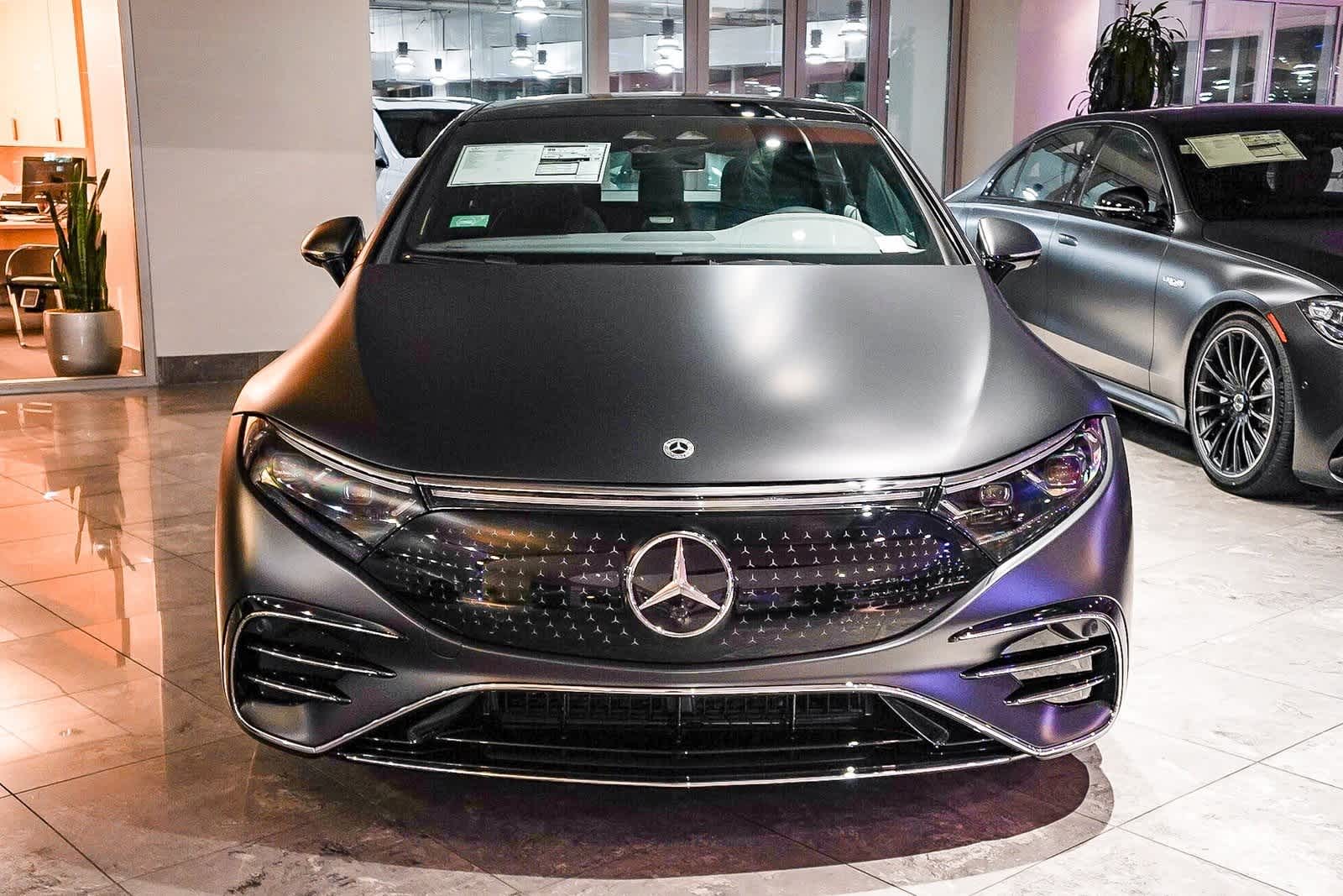 Thumbnail: 2026 Mercedes-Benz EQS - 2