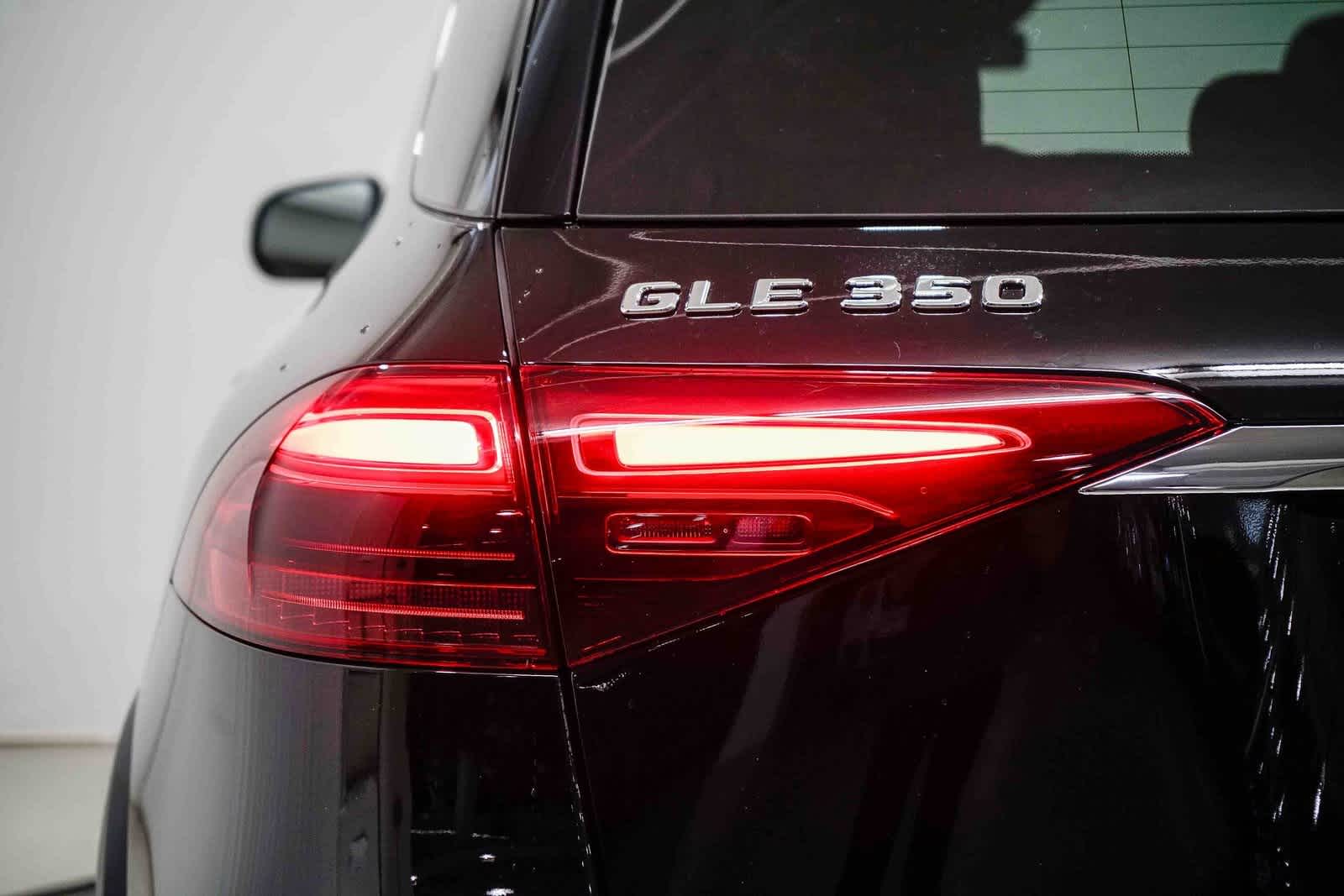 Thumbnail: 2025 Mercedes-Benz GLE - 9
