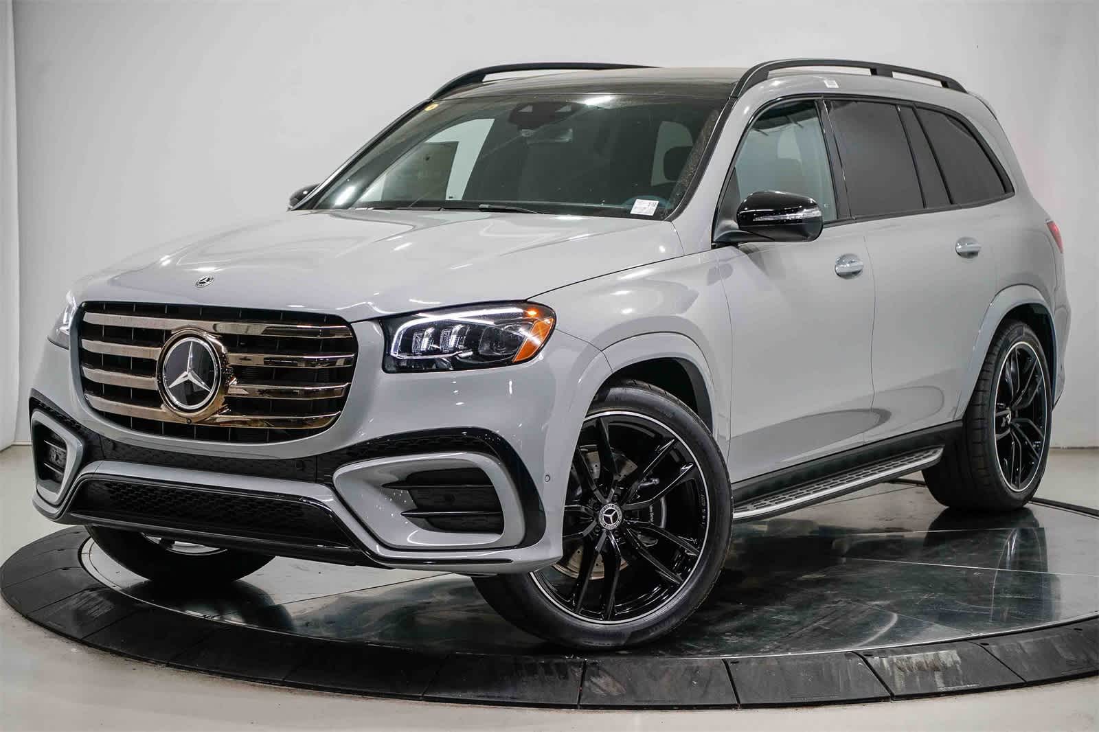Thumbnail: 2026 Mercedes-Benz GLS - 1