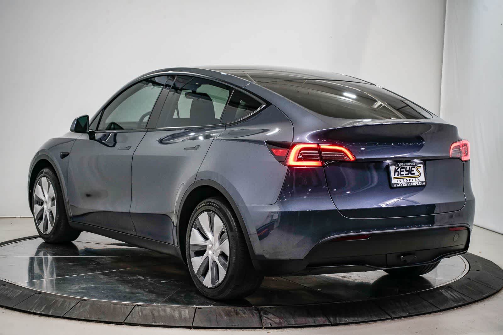 Thumbnail: 2023 Tesla Model Y - 2