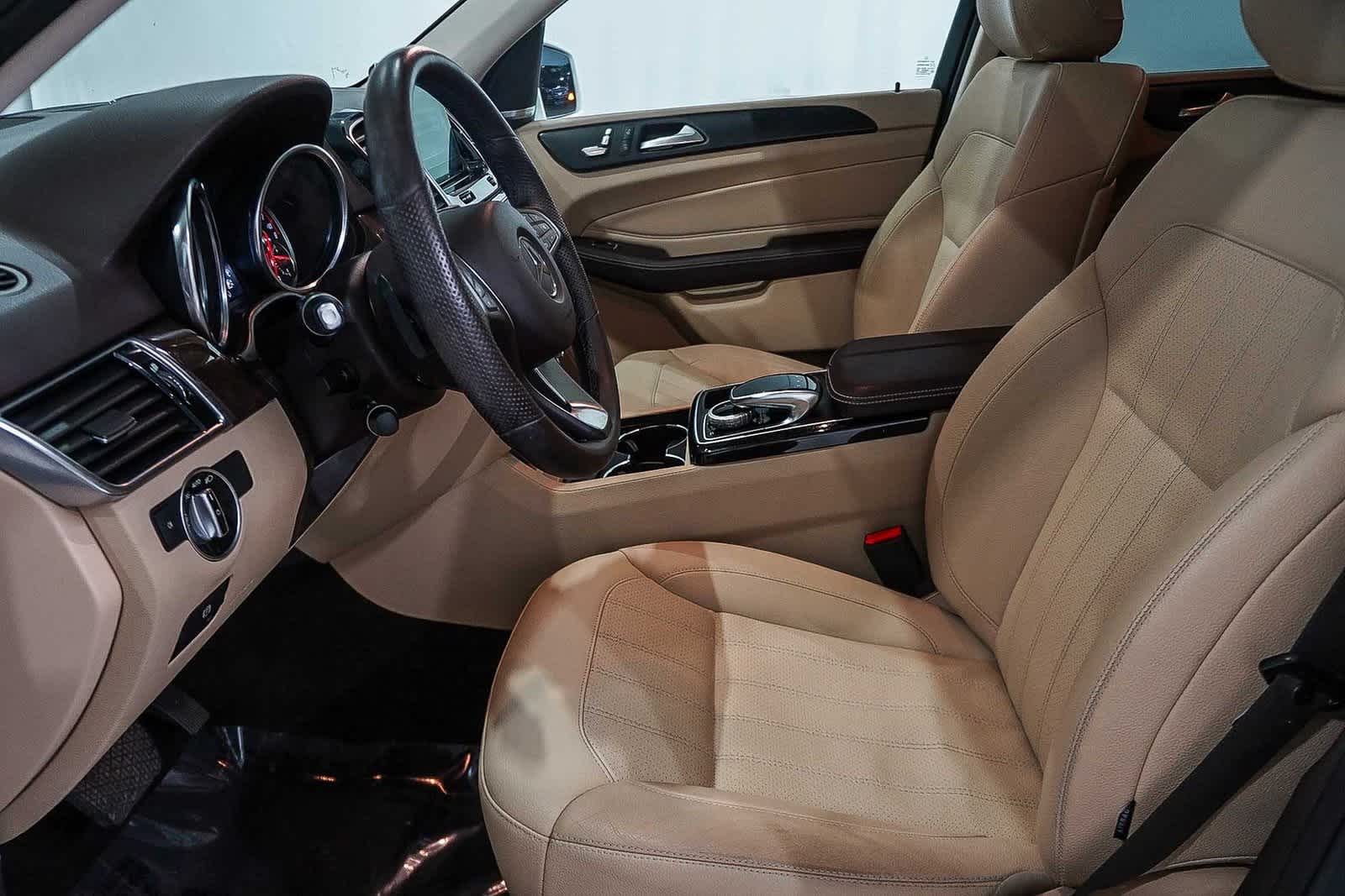 Thumbnail: 2018 Mercedes-Benz GLE - 20