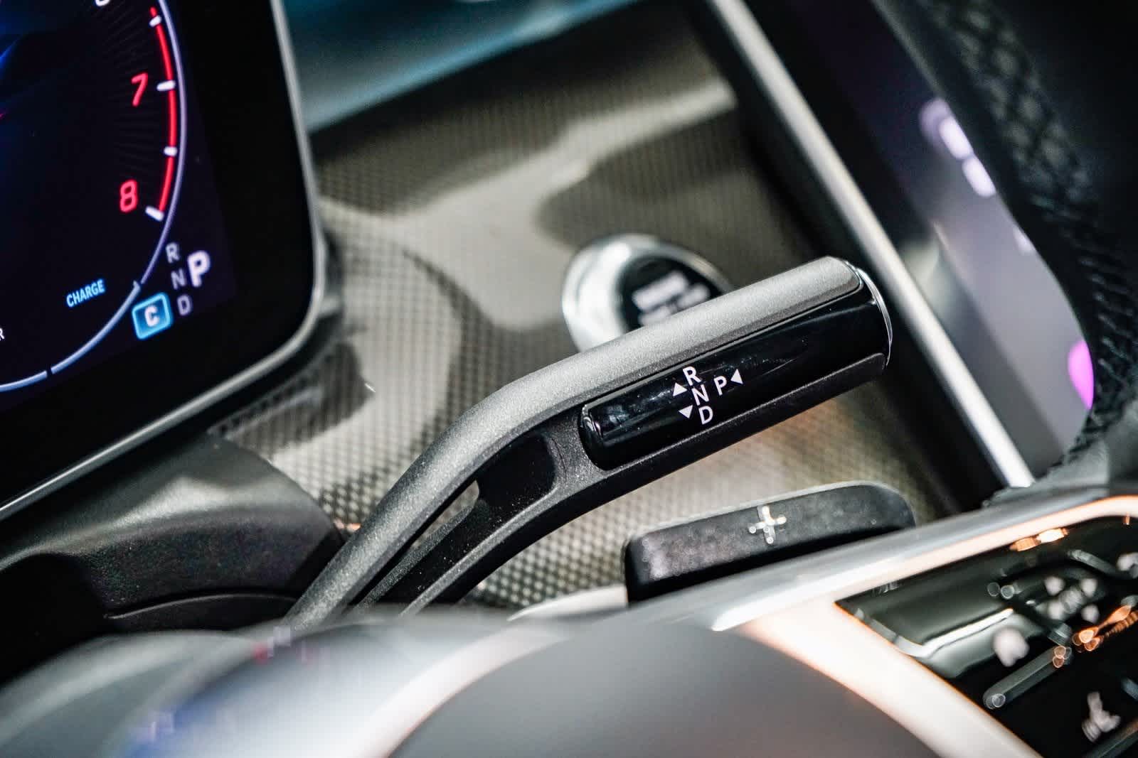 Thumbnail: 2025 Mercedes-Benz C-Class - 21