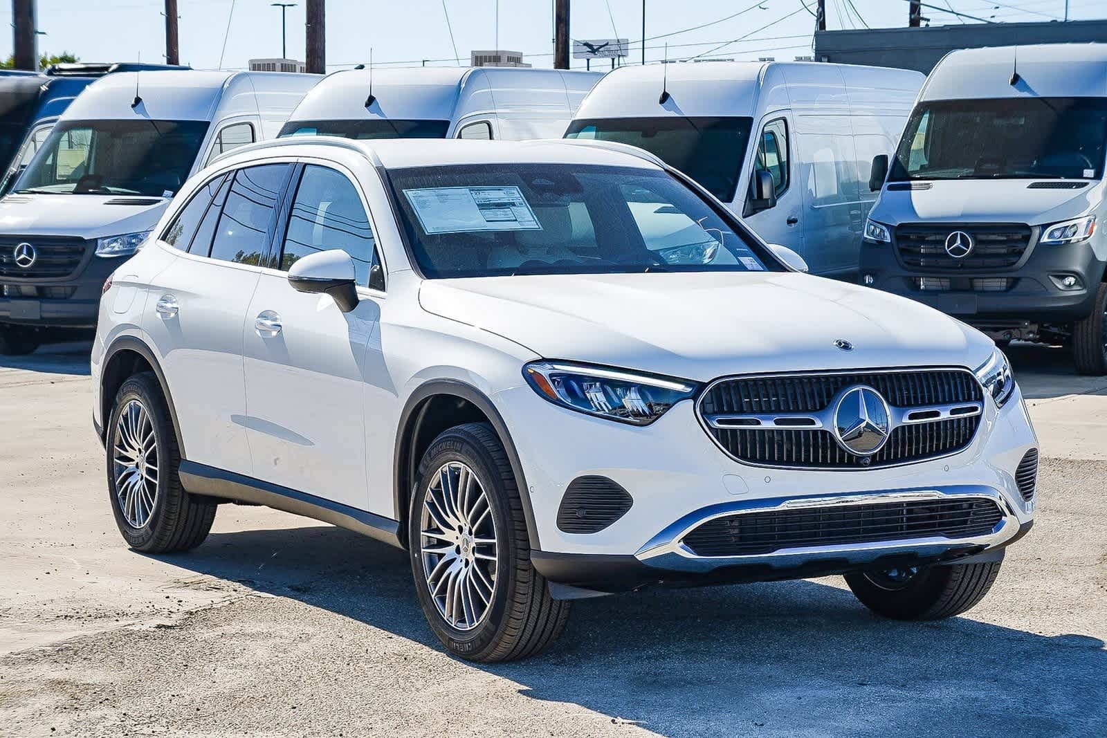 Thumbnail: 2026 Mercedes-Benz GLC - 3