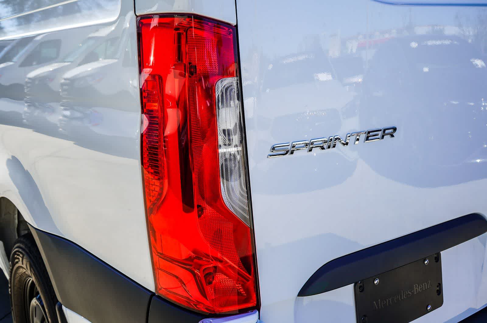 Thumbnail: 2026 Mercedes-Benz Sprinter - 7