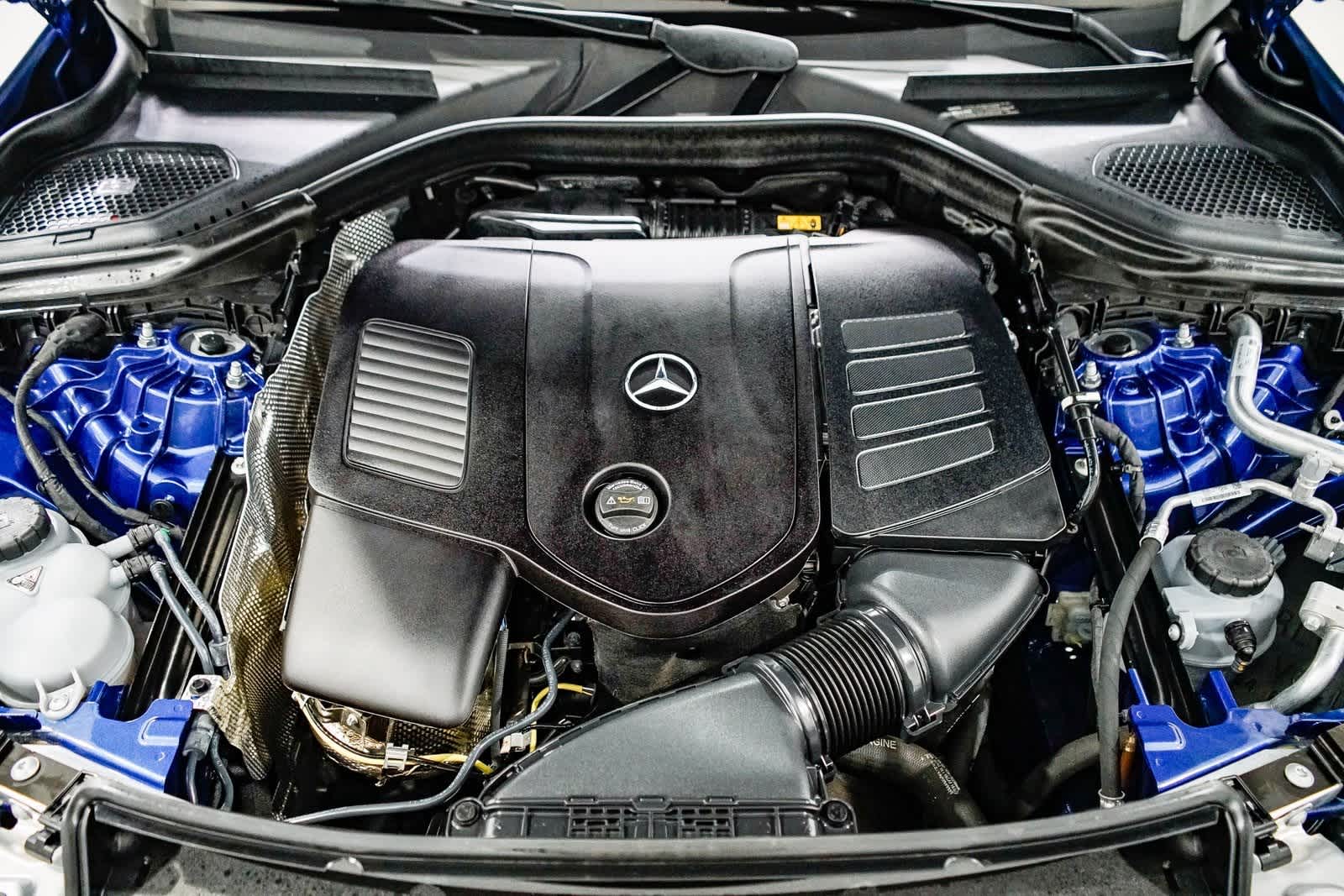 Thumbnail: 2025 Mercedes-Benz GLC - 27