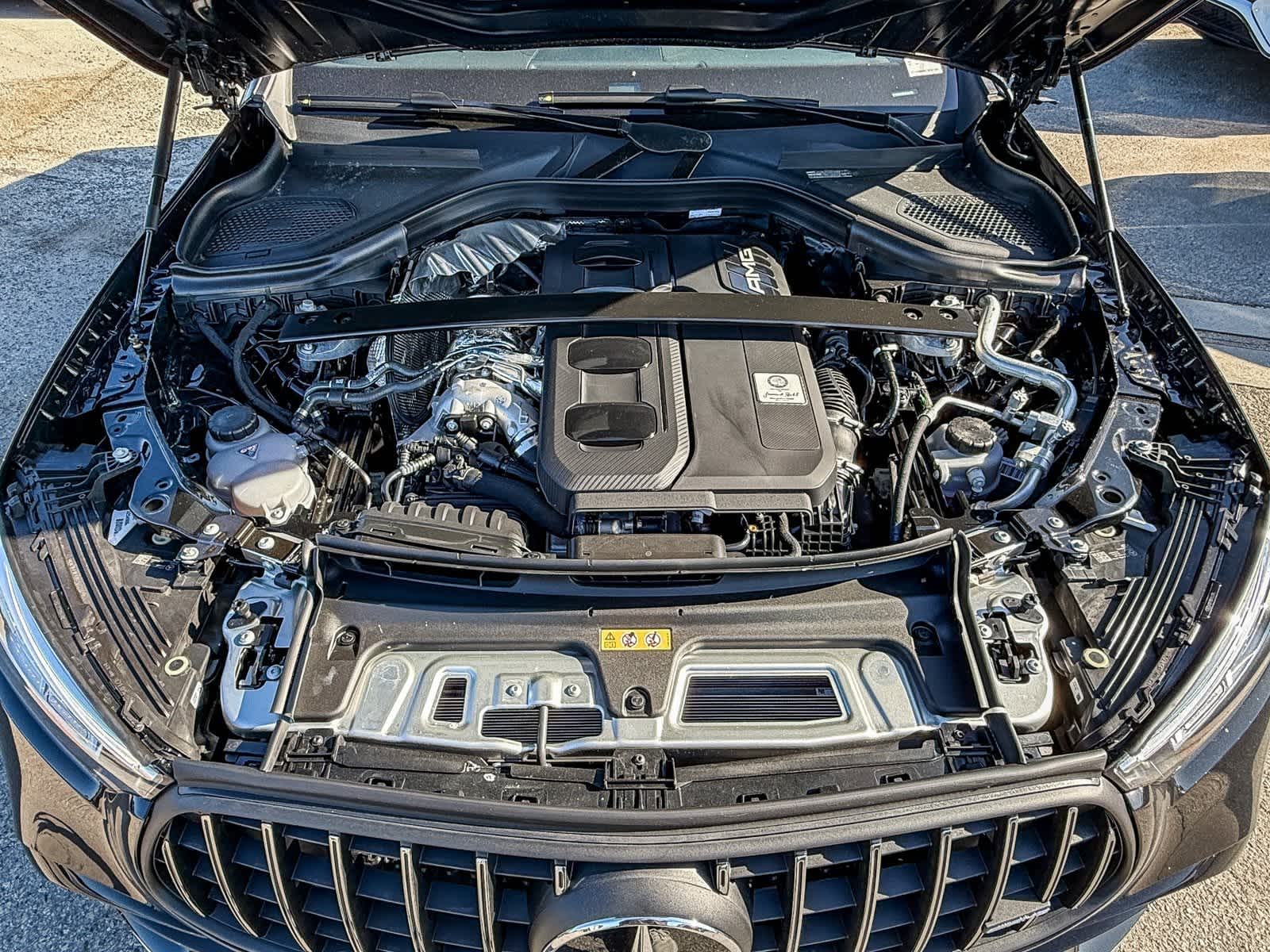 Thumbnail: 2025 Mercedes-Benz GLC - 28