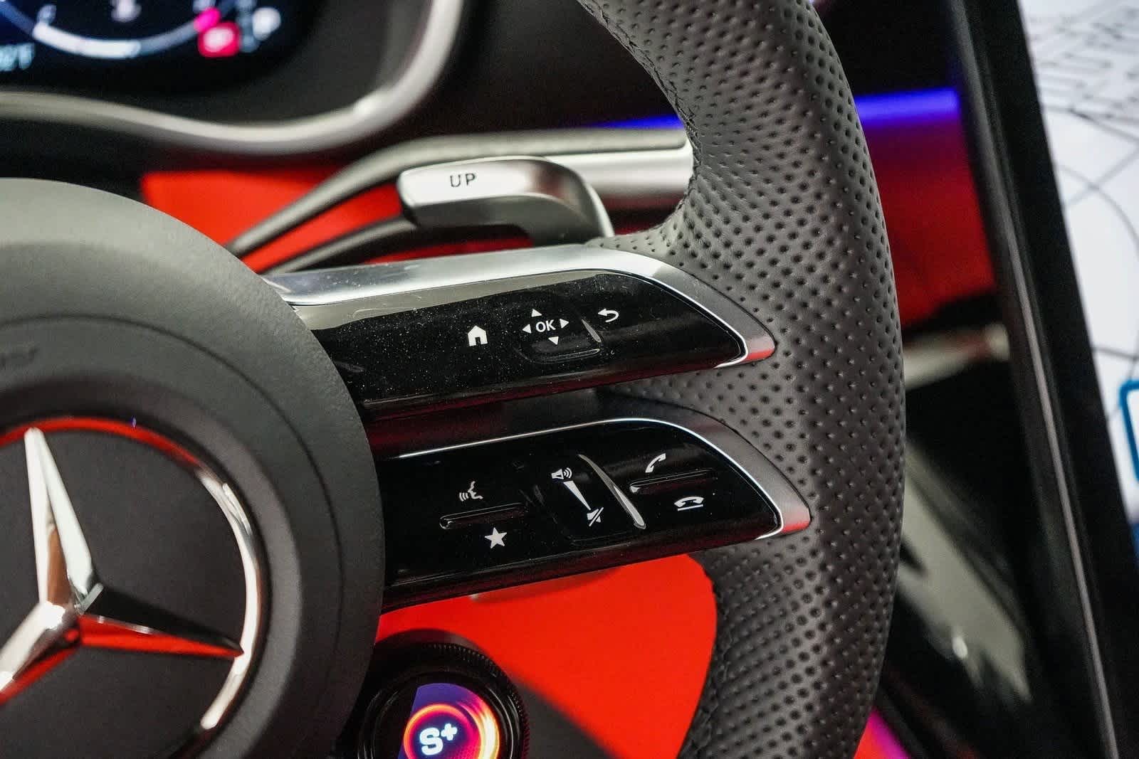 Thumbnail: 2025 Mercedes-Benz AMG GT - 31