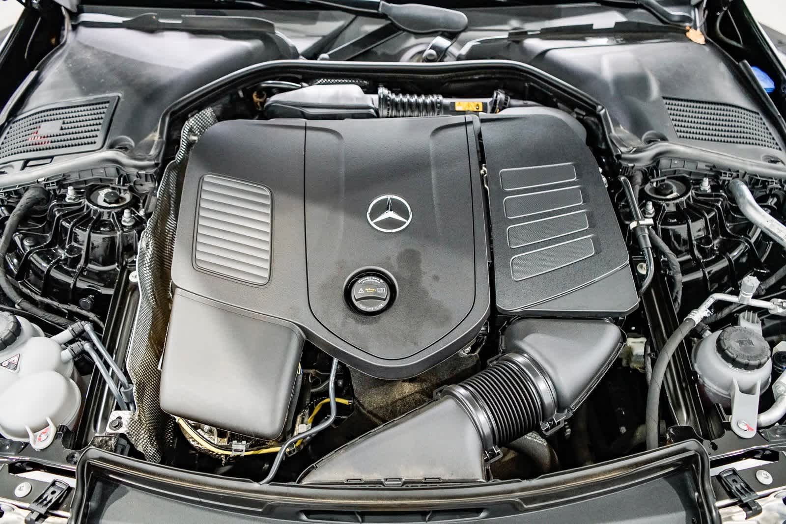 Thumbnail: 2025 Mercedes-Benz C-Class - 28