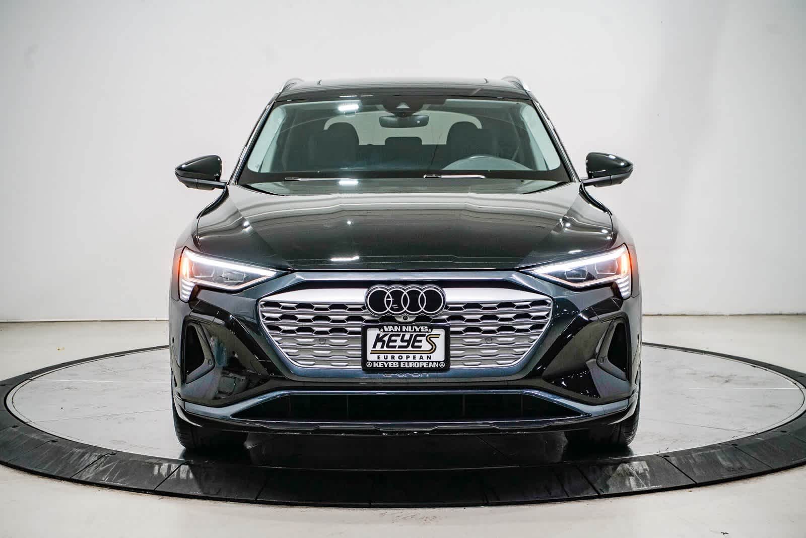 Thumbnail: 2024 Audi Q8 e-tron - 6