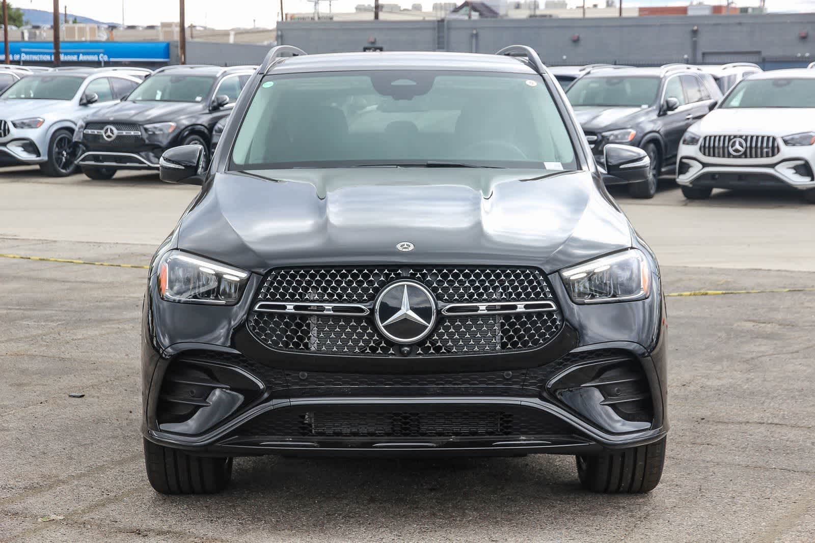 Thumbnail: 2026 Mercedes-Benz GLE - 2