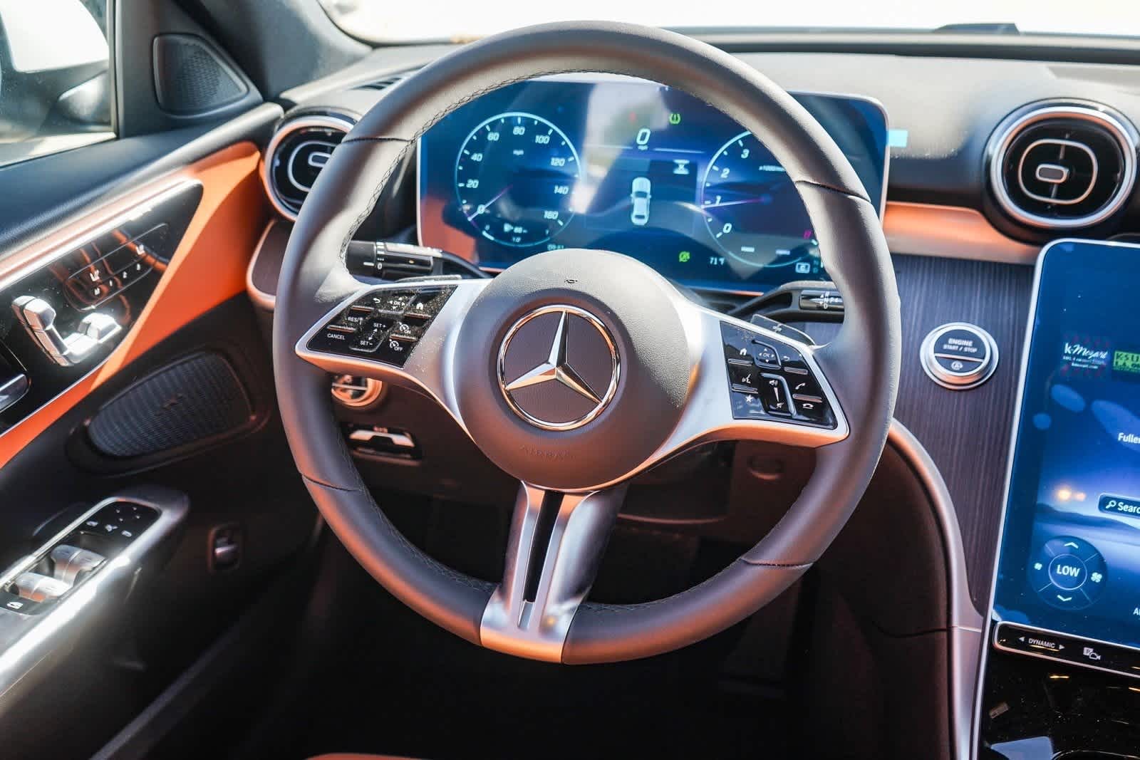 Thumbnail: 2025 Mercedes-Benz C-Class - 17