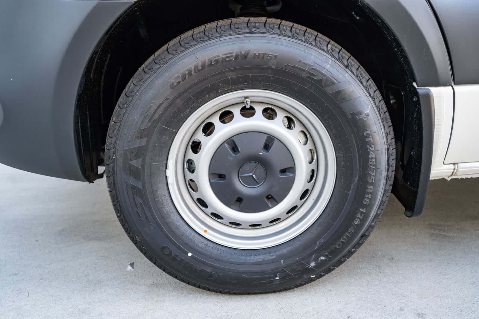 Thumbnail: 2026 Mercedes-Benz Sprinter - 9