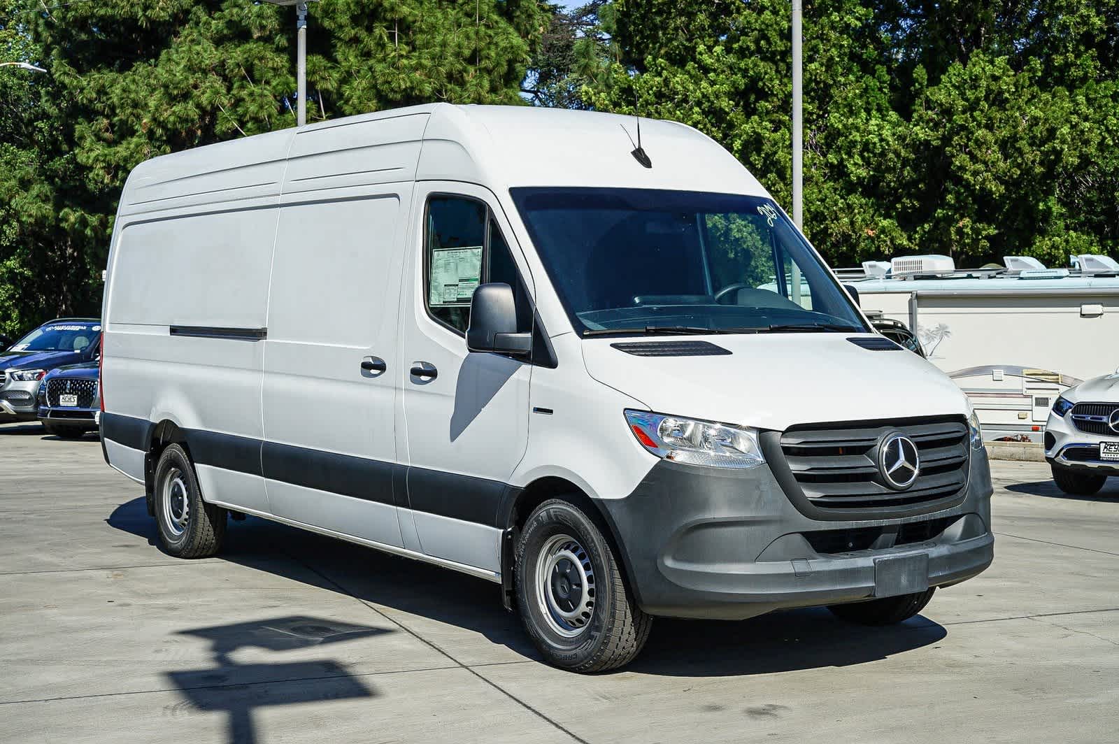 Thumbnail: 2024 Mercedes-Benz eSprinter - 5