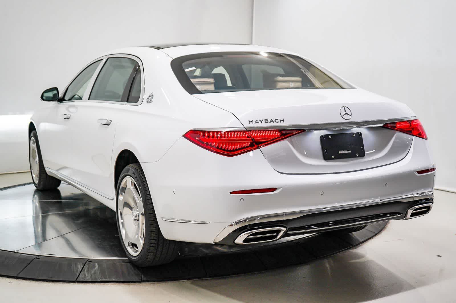 Thumbnail: 2026 Mercedes-Benz S-Class - 6