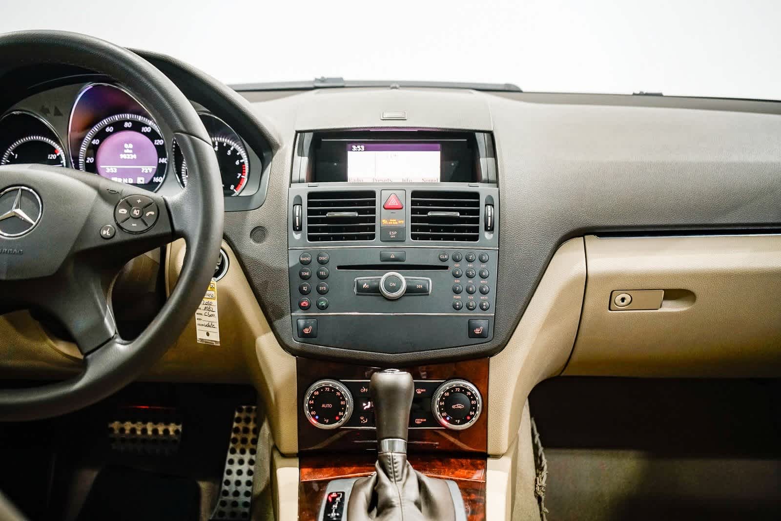 Thumbnail: 2010 Mercedes-Benz C-Class - 13