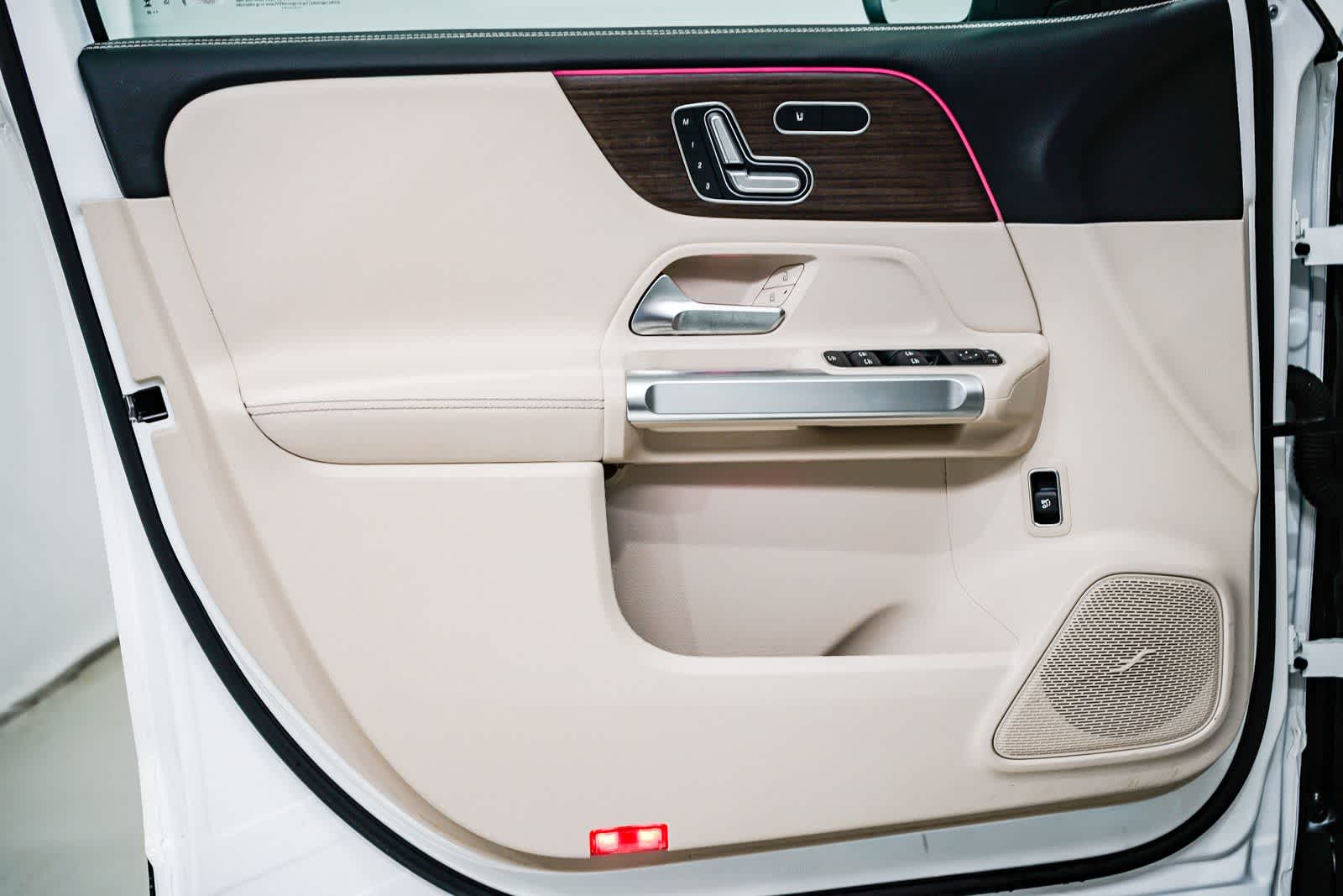 Thumbnail: 2026 Mercedes-Benz GLB - 19